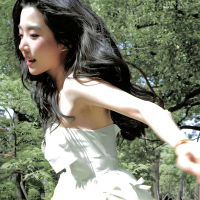 戴丝绸帽的男人
